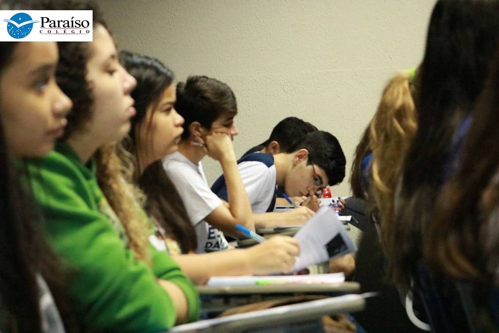 Enem em Foco reúne mais de 160 estudantes para refletir sobre a segurança pública no Brasil